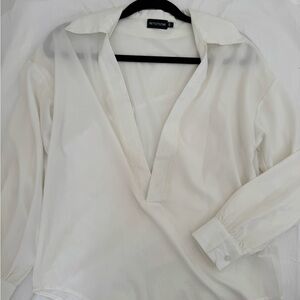 PrettyLittleThing Cream V-Neck Long Sleeve Blouse